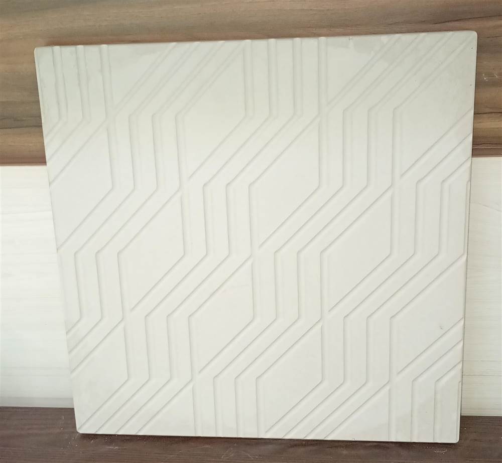 Lajota Estriada 49×49×3,5 cm