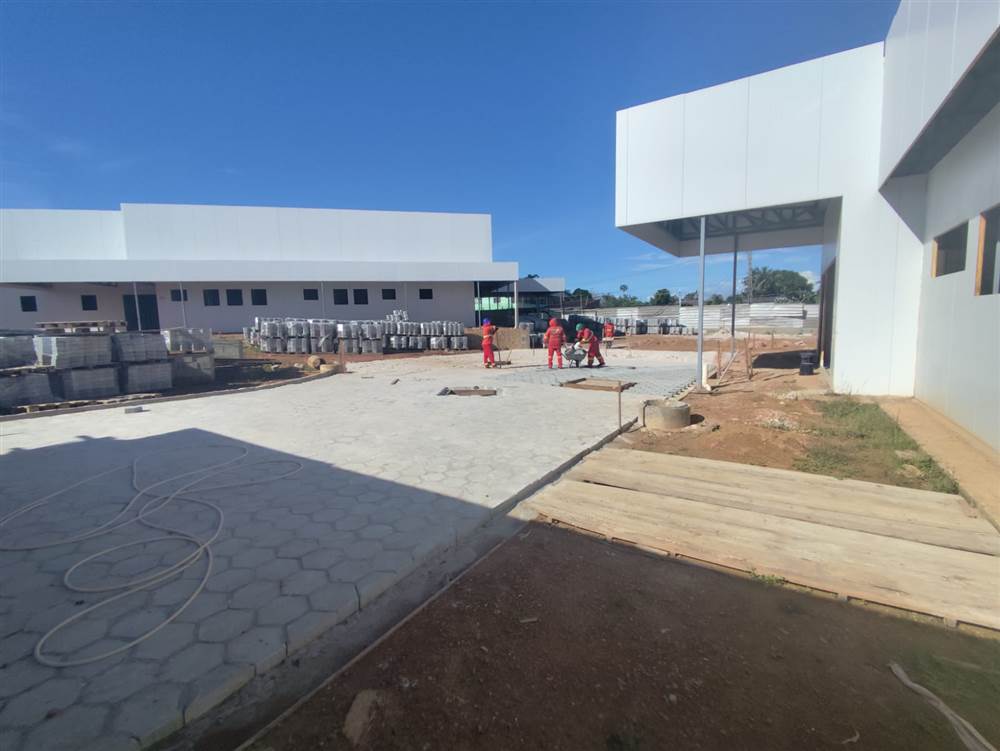Conclusão da pavimentação do Hospital Geral de Santana