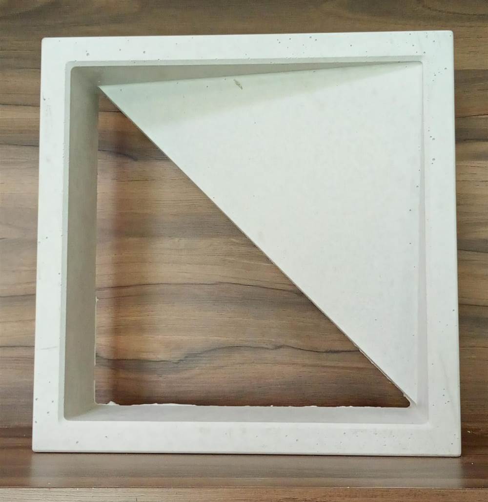 Cobogó Triângulo 30×30×7 cm