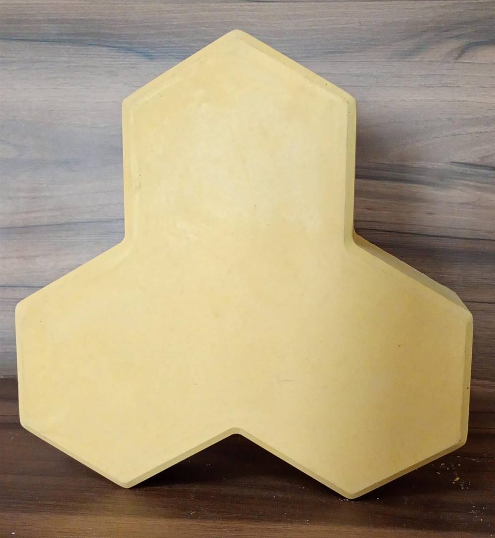 Paver 3 Pontas – Cor Amarelo 25×25×8 cm